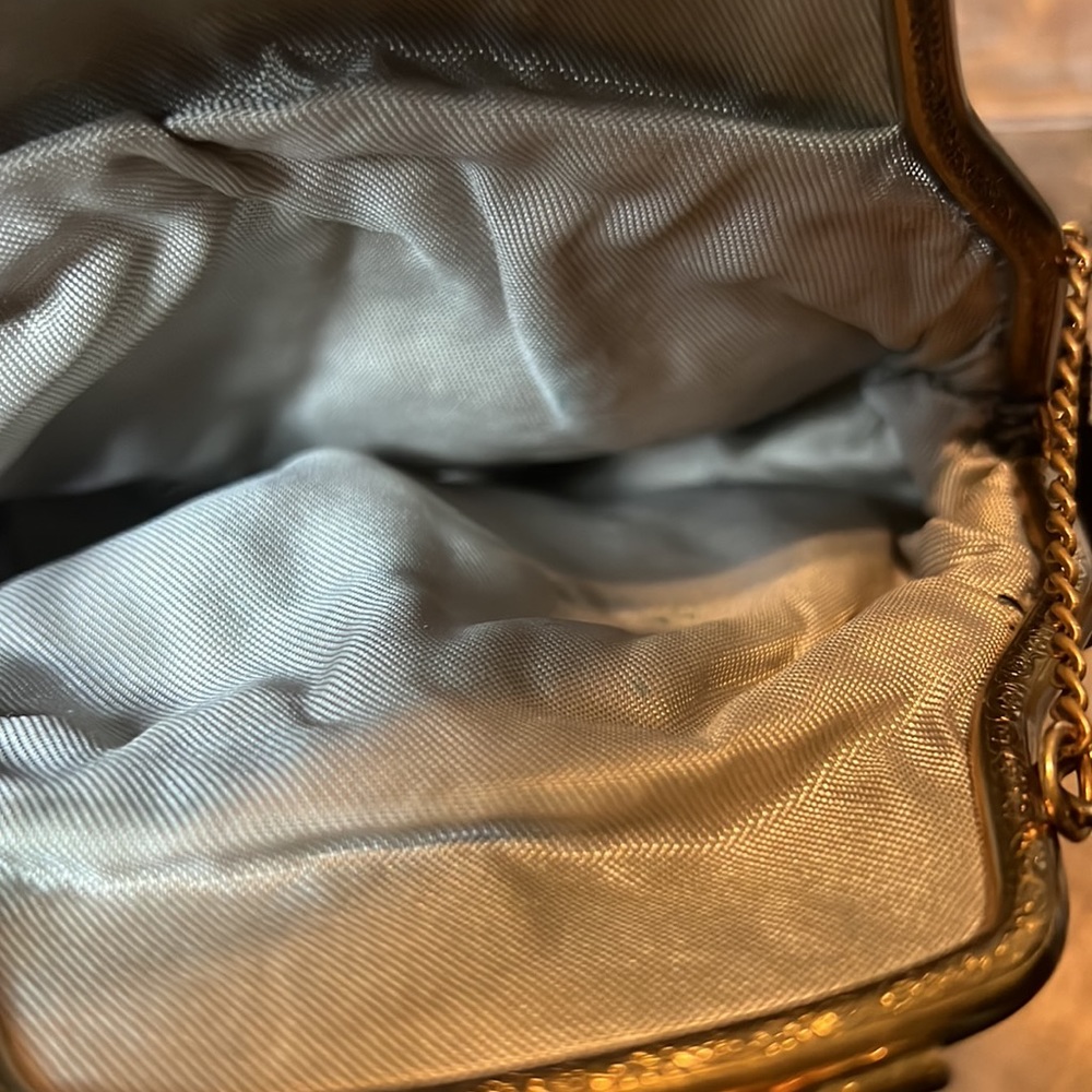 Vintage black velvet small bag with mini chain strap. - Picture 4 of 4
